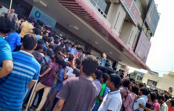 Bahubali creates an online booking frenzy